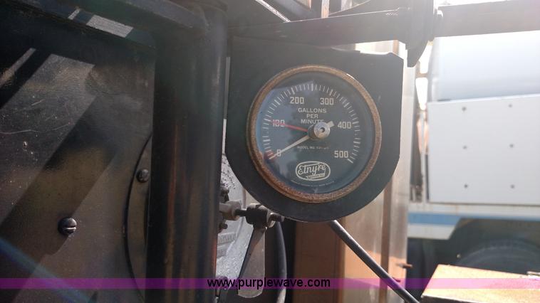 image for item K1021 1985 GMC 7000 oil distributor truck