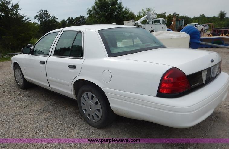 image for item K1526 2007 Ford Crown Victoria Police Interceptor