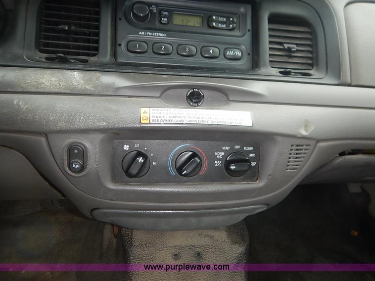 image for item K1526 2007 Ford Crown Victoria Police Interceptor