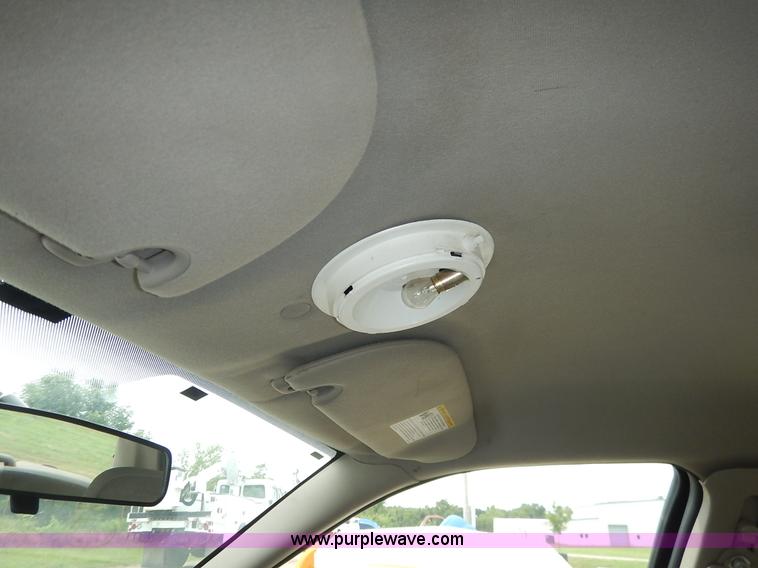 image for item K1526 2007 Ford Crown Victoria Police Interceptor