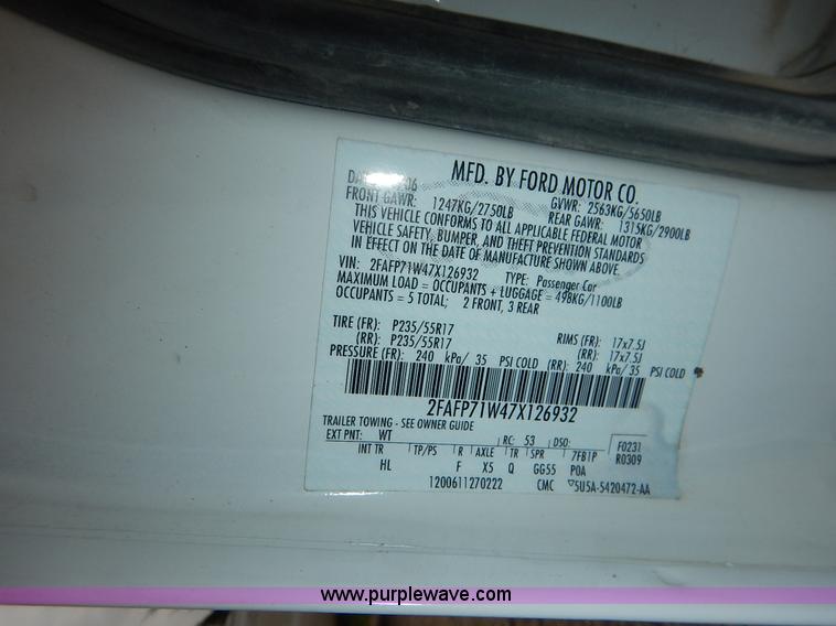 image for item K1526 2007 Ford Crown Victoria Police Interceptor