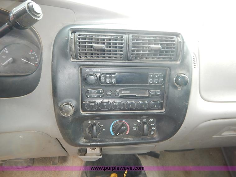 image for item K1527 1997 Ford Ranger XLT SuperCab pickup truck