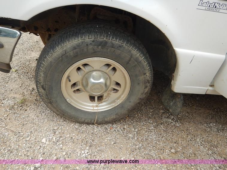 image for item K1527 1997 Ford Ranger XLT SuperCab pickup truck