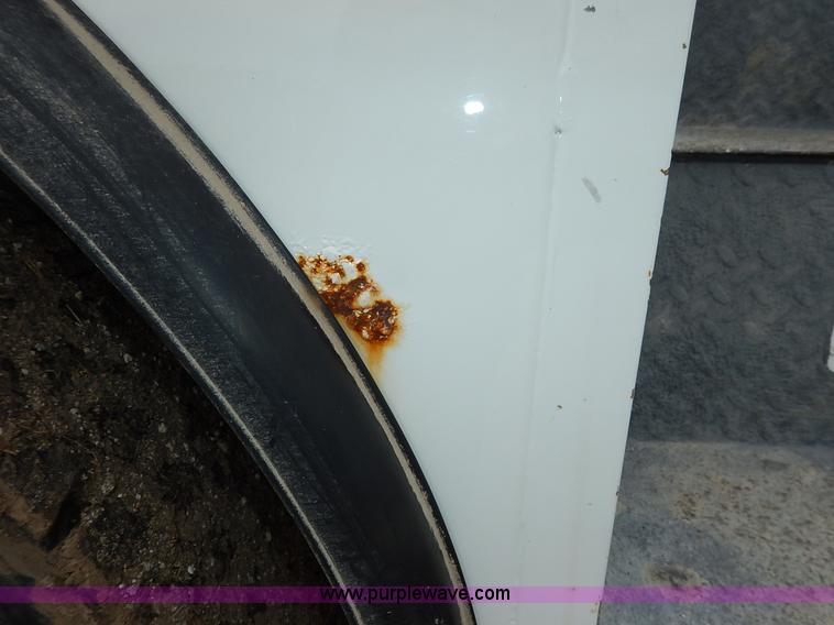 image for item K1528 2002 Freightliner FL70 bucket truck