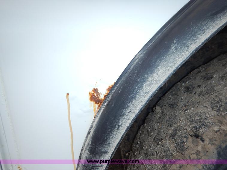 image for item K1528 2002 Freightliner FL70 bucket truck