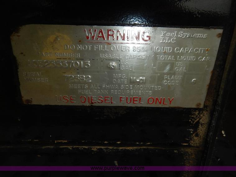 image for item K1528 2002 Freightliner FL70 bucket truck