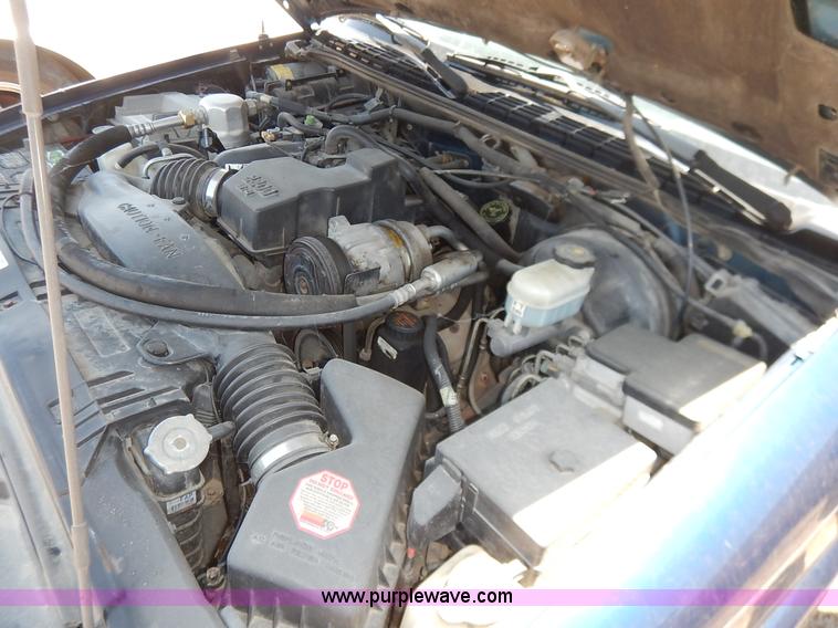 image for item K1550 1998 Chevrolet S10 LS Ext. Cab pickup truck