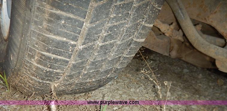 image for item K1550 1998 Chevrolet S10 LS Ext. Cab pickup truck