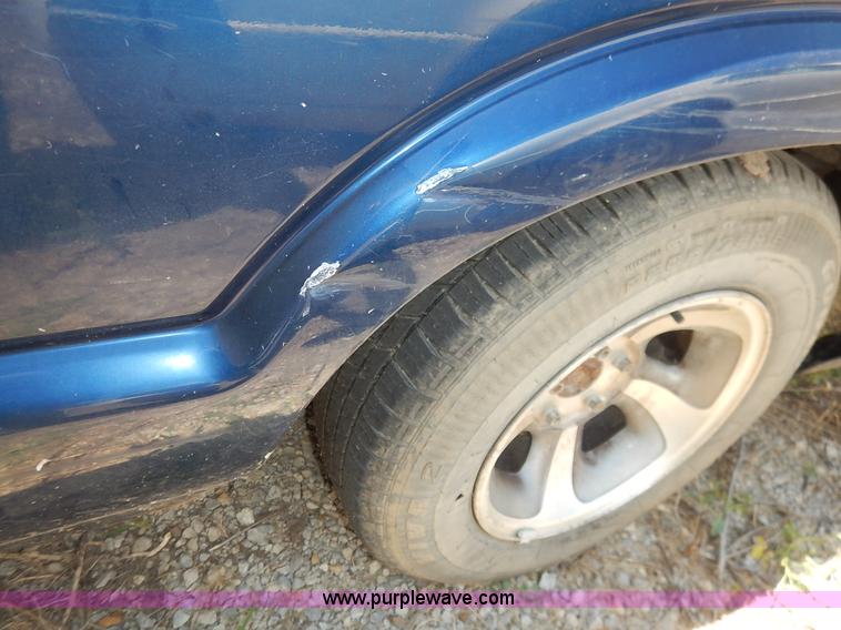 image for item K1550 1998 Chevrolet S10 LS Ext. Cab pickup truck