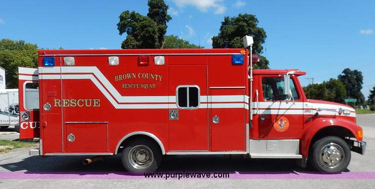 image for item K1584 1989 International S1600 fire rescue truck