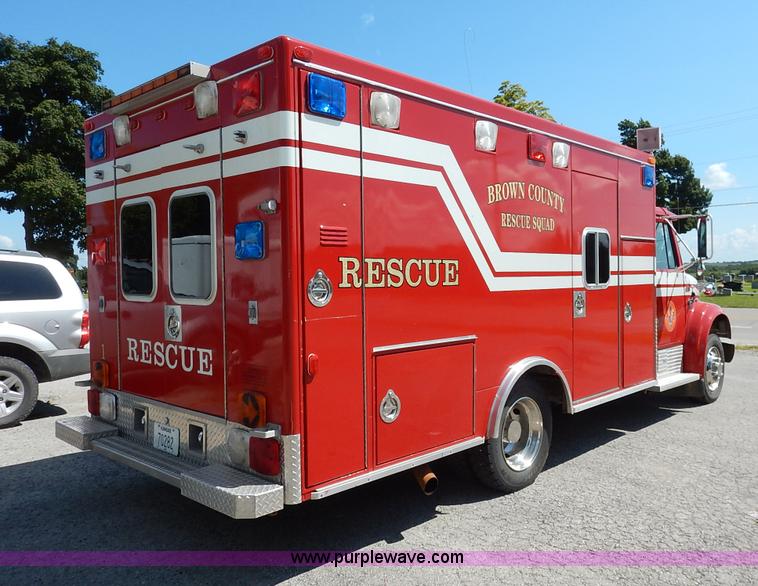 image for item K1584 1989 International S1600 fire rescue truck