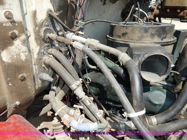 image for item K1584 1989 International S1600 fire rescue truck