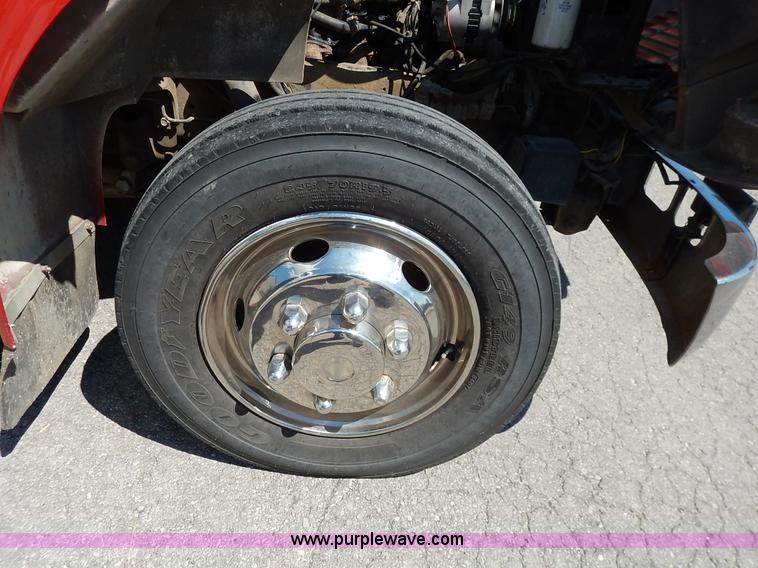 image for item K1584 1989 International S1600 fire rescue truck