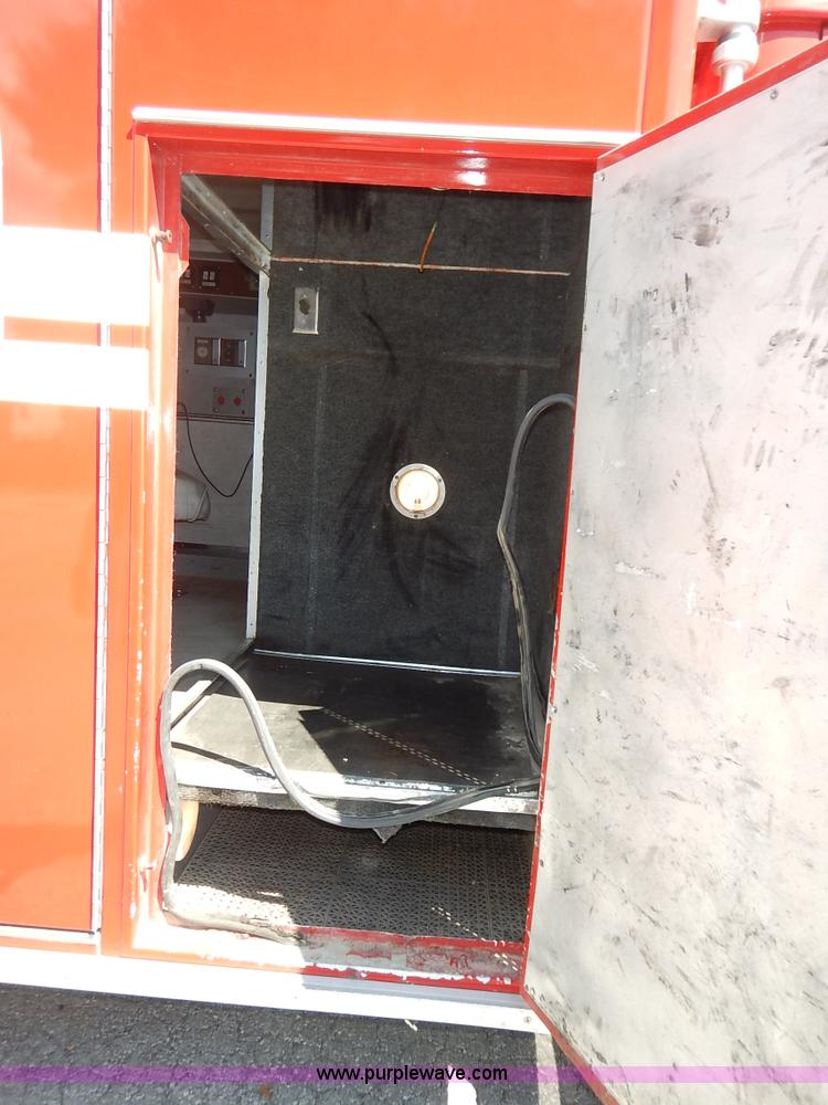 image for item K1584 1989 International S1600 fire rescue truck