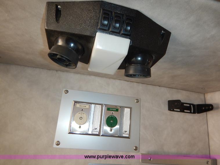 image for item K1584 1989 International S1600 fire rescue truck