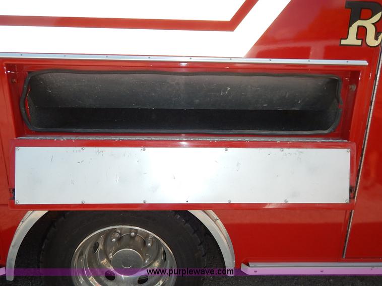 image for item K1584 1989 International S1600 fire rescue truck