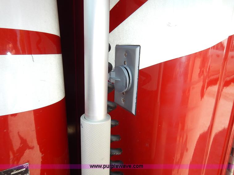 image for item K1584 1989 International S1600 fire rescue truck