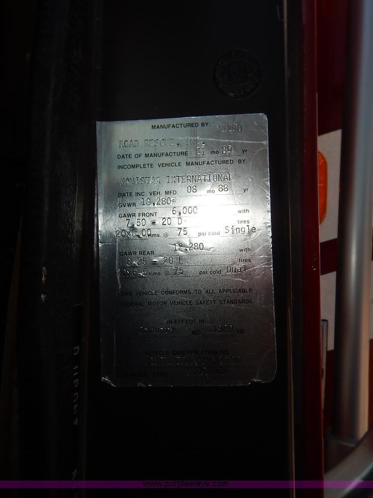 image for item K1584 1989 International S1600 fire rescue truck