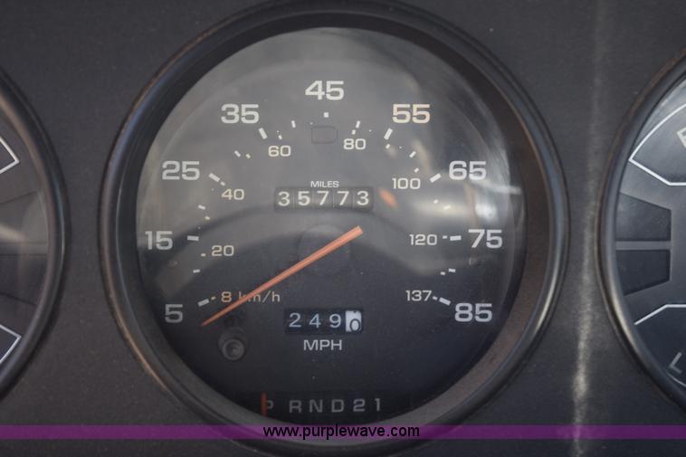 image for item K6175 1988 Dodge D250 pickup truck