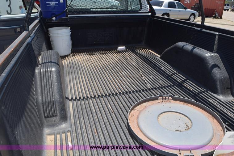 image for item K6175 1988 Dodge D250 pickup truck