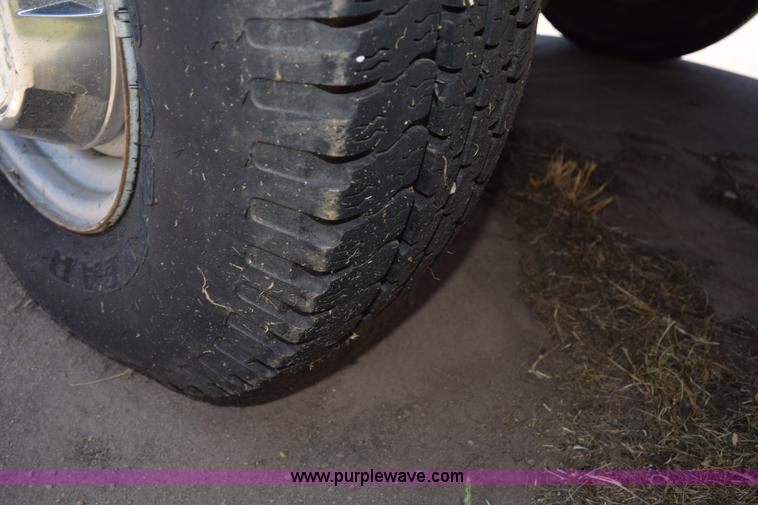 image for item K6175 1988 Dodge D250 pickup truck