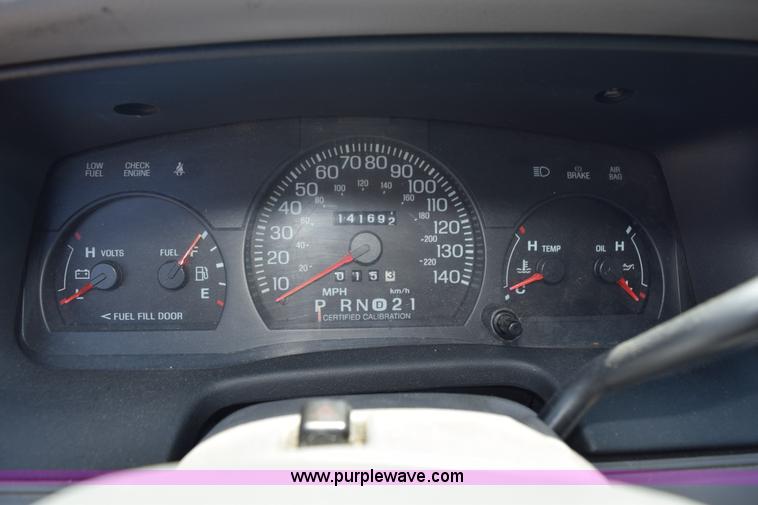 image for item K6176 2000 Ford Crown Victoria Police Interceptor