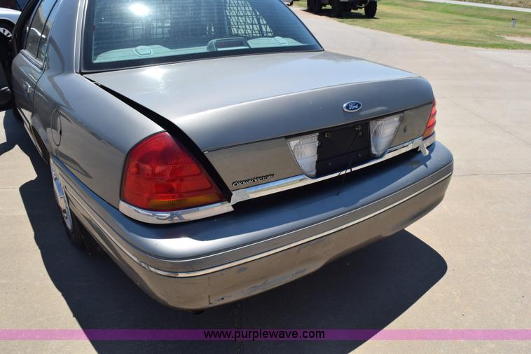 image for item K6176 2000 Ford Crown Victoria Police Interceptor