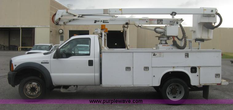 image for item K8711 2006 Ford F450 Super Duty XL bucket truck