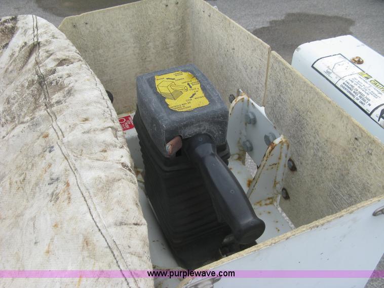 image for item K8711 2006 Ford F450 Super Duty XL bucket truck