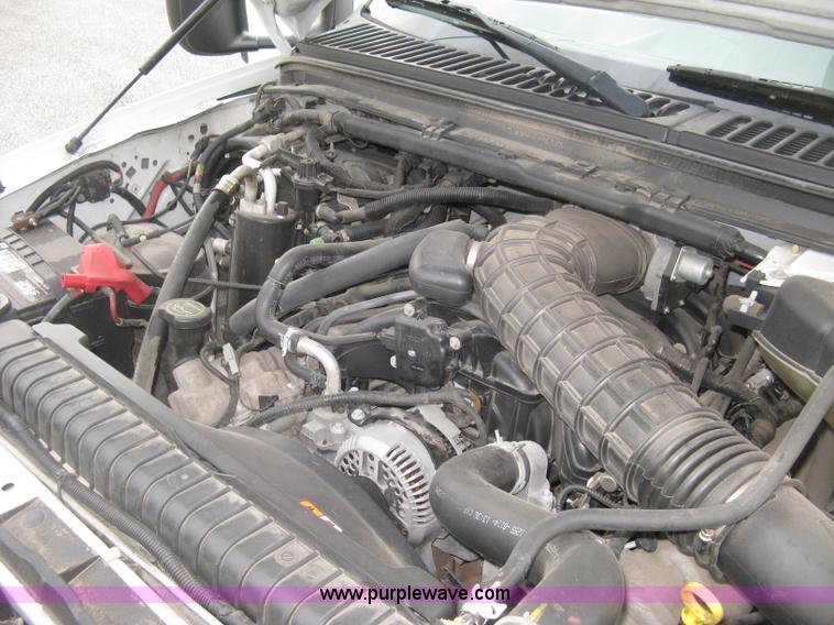 image for item K8711 2006 Ford F450 Super Duty XL bucket truck