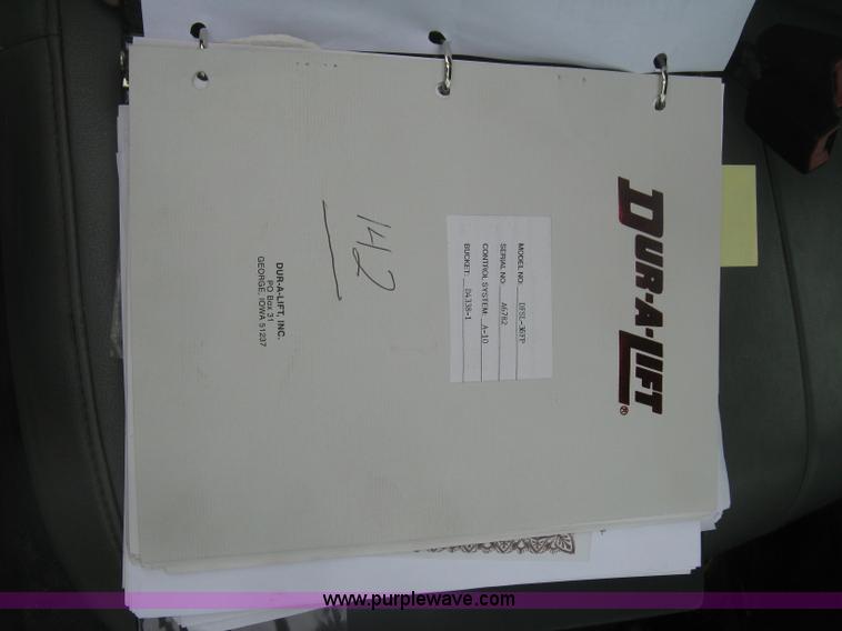 image for item K8711 2006 Ford F450 Super Duty XL bucket truck