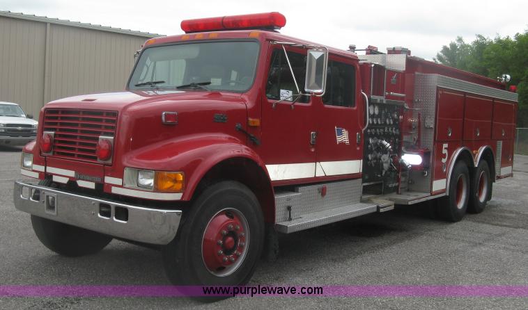 image for item K8714 1995 International 4900 pumper fire truck