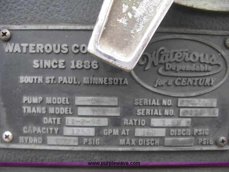 image for item K8714 1995 International 4900 pumper fire truck