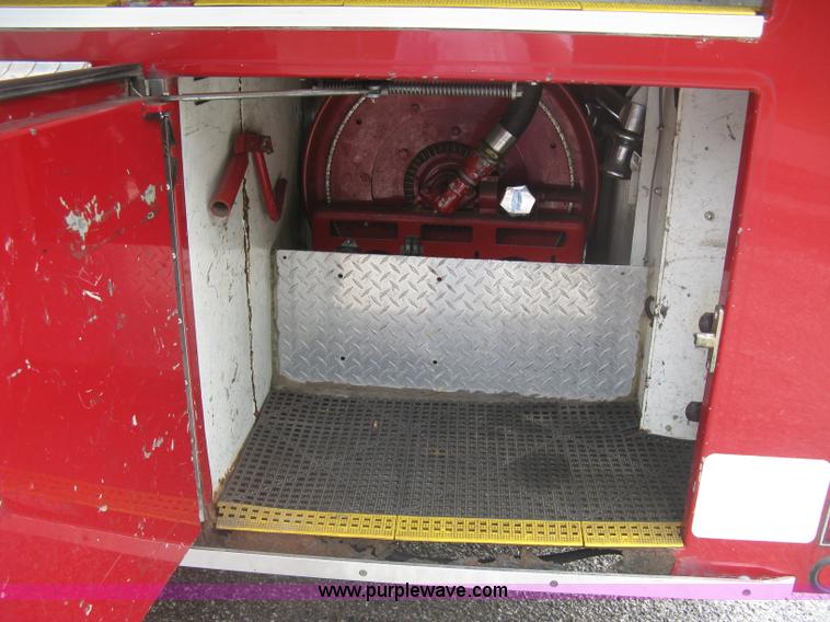 image for item K8714 1995 International 4900 pumper fire truck