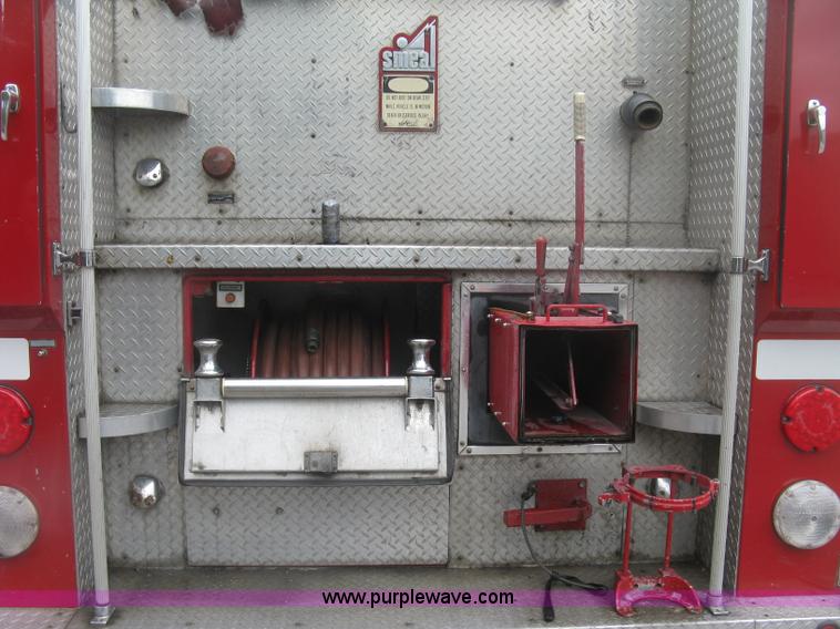 image for item K8714 1995 International 4900 pumper fire truck