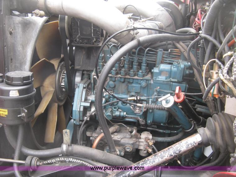 image for item K8714 1995 International 4900 pumper fire truck