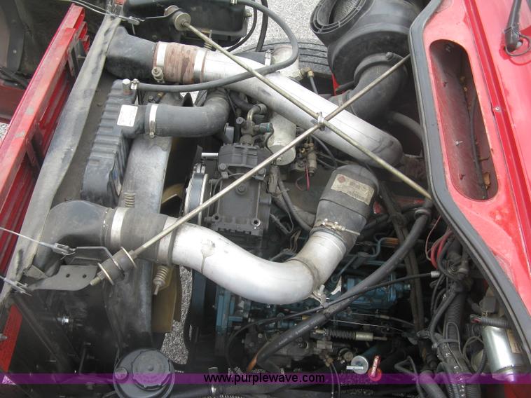 image for item K8714 1995 International 4900 pumper fire truck