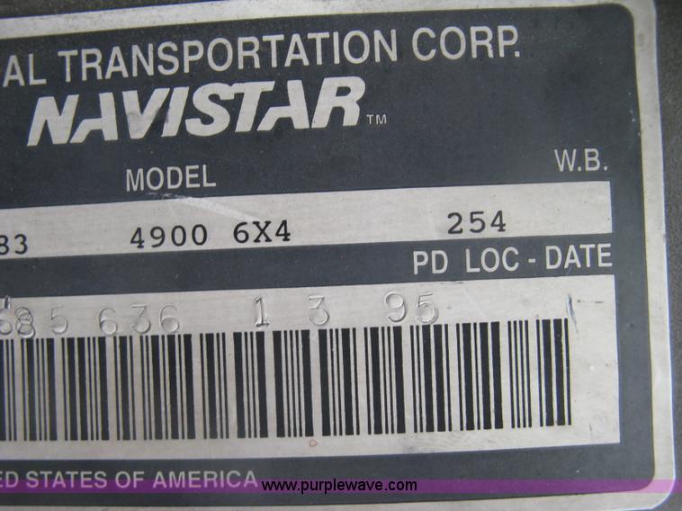 image for item K8714 1995 International 4900 pumper fire truck