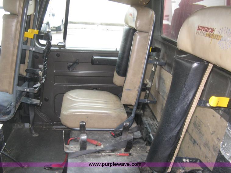 image for item K8714 1995 International 4900 pumper fire truck