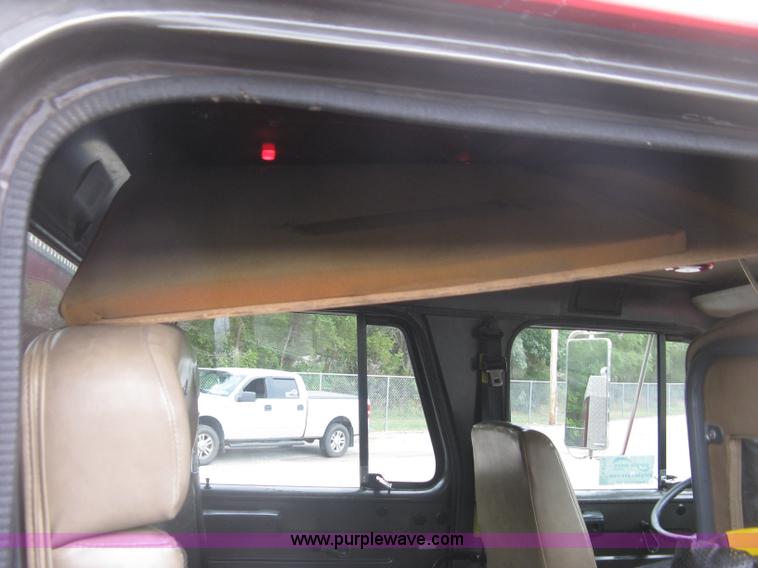 image for item K8714 1995 International 4900 pumper fire truck