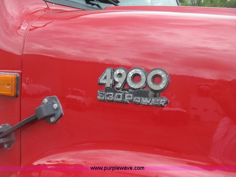 image for item K8714 1995 International 4900 pumper fire truck