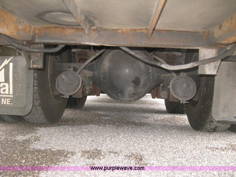 image for item K8714 1995 International 4900 pumper fire truck