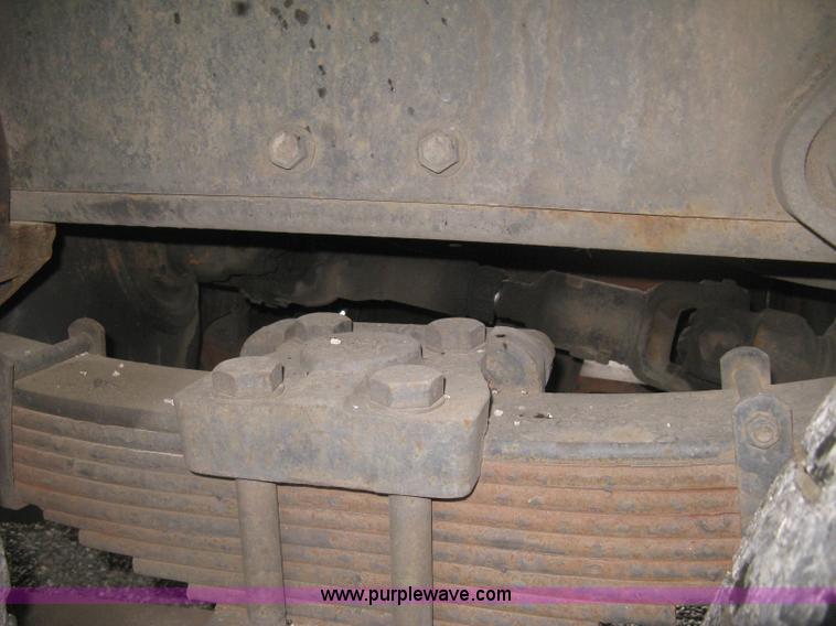 image for item K8714 1995 International 4900 pumper fire truck