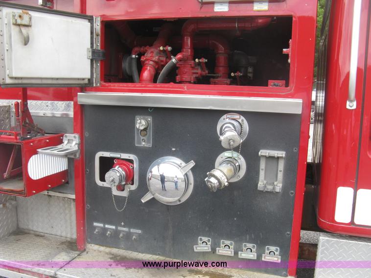 image for item K8714 1995 International 4900 pumper fire truck