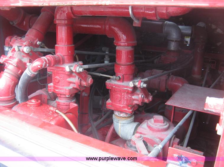 image for item K8714 1995 International 4900 pumper fire truck