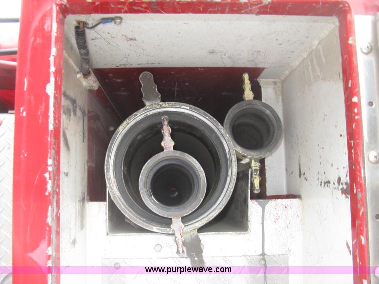 image for item K8714 1995 International 4900 pumper fire truck