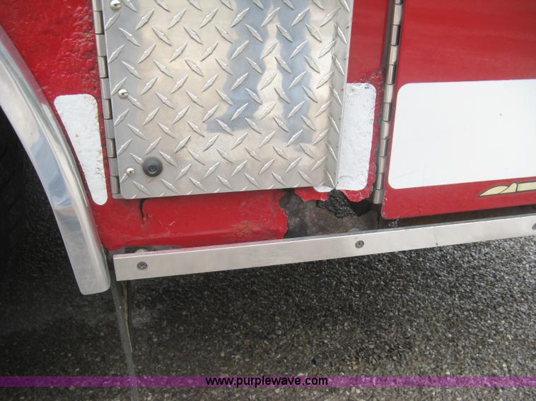 image for item K8714 1995 International 4900 pumper fire truck
