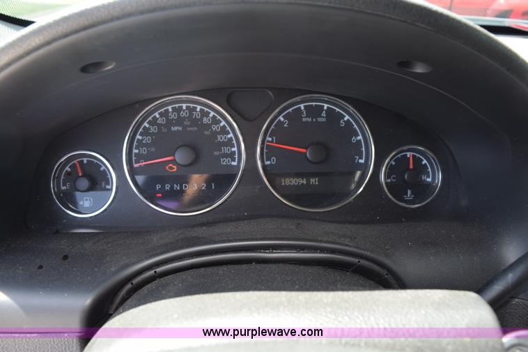 image for item L5750 2008 Chevrolet Uplander van