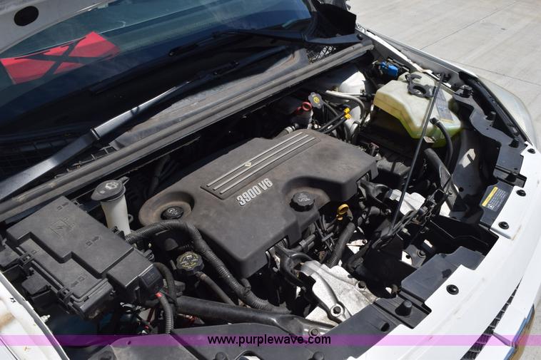 image for item L5750 2008 Chevrolet Uplander van