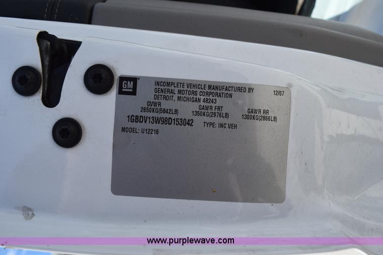 image for item L5750 2008 Chevrolet Uplander van